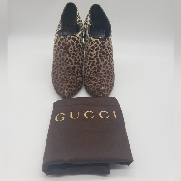 572- GUCCI Paloma Pony Hair Bootie 37.5EU 7 US - Picture 15 of 16